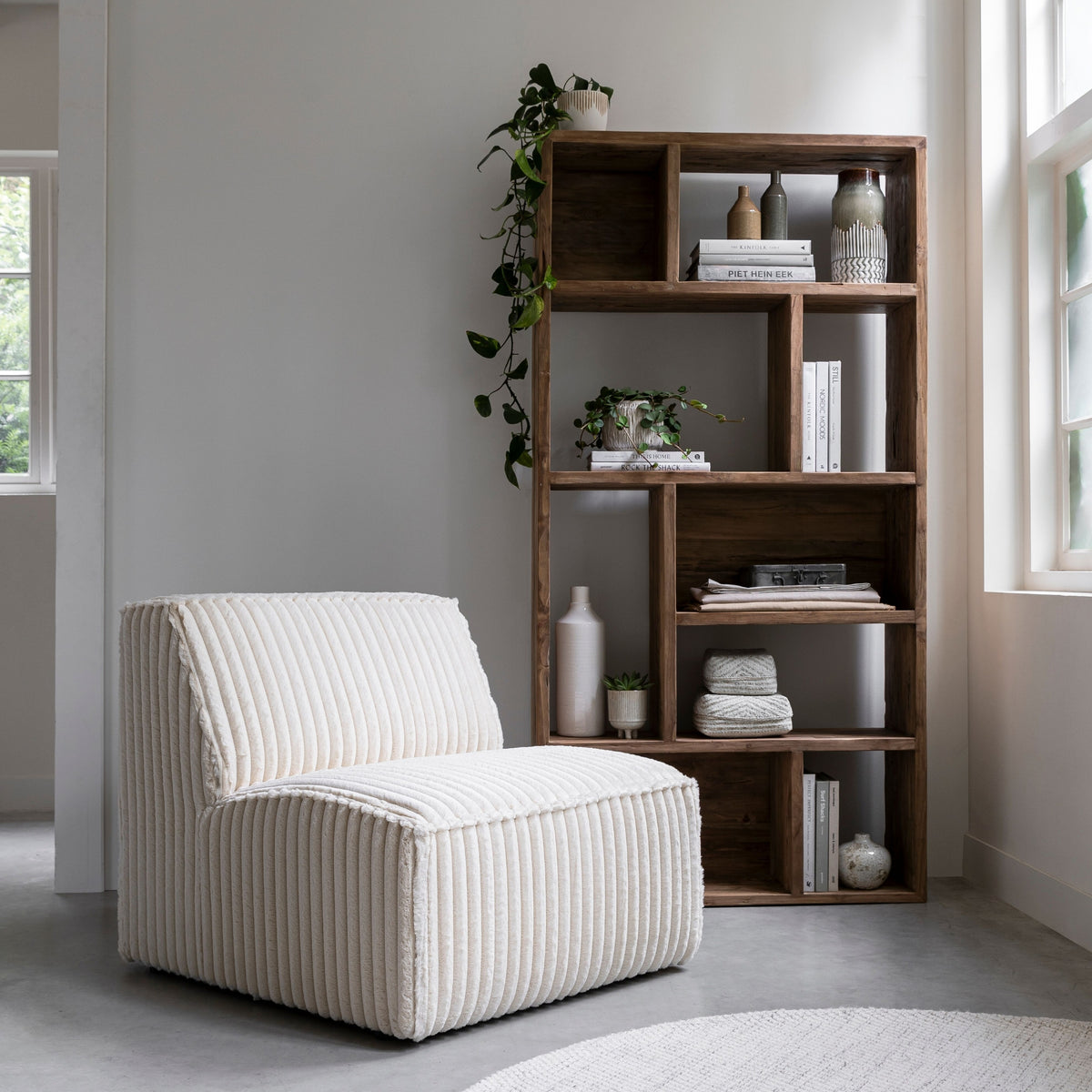 MUST Living Gallery Bookshelf