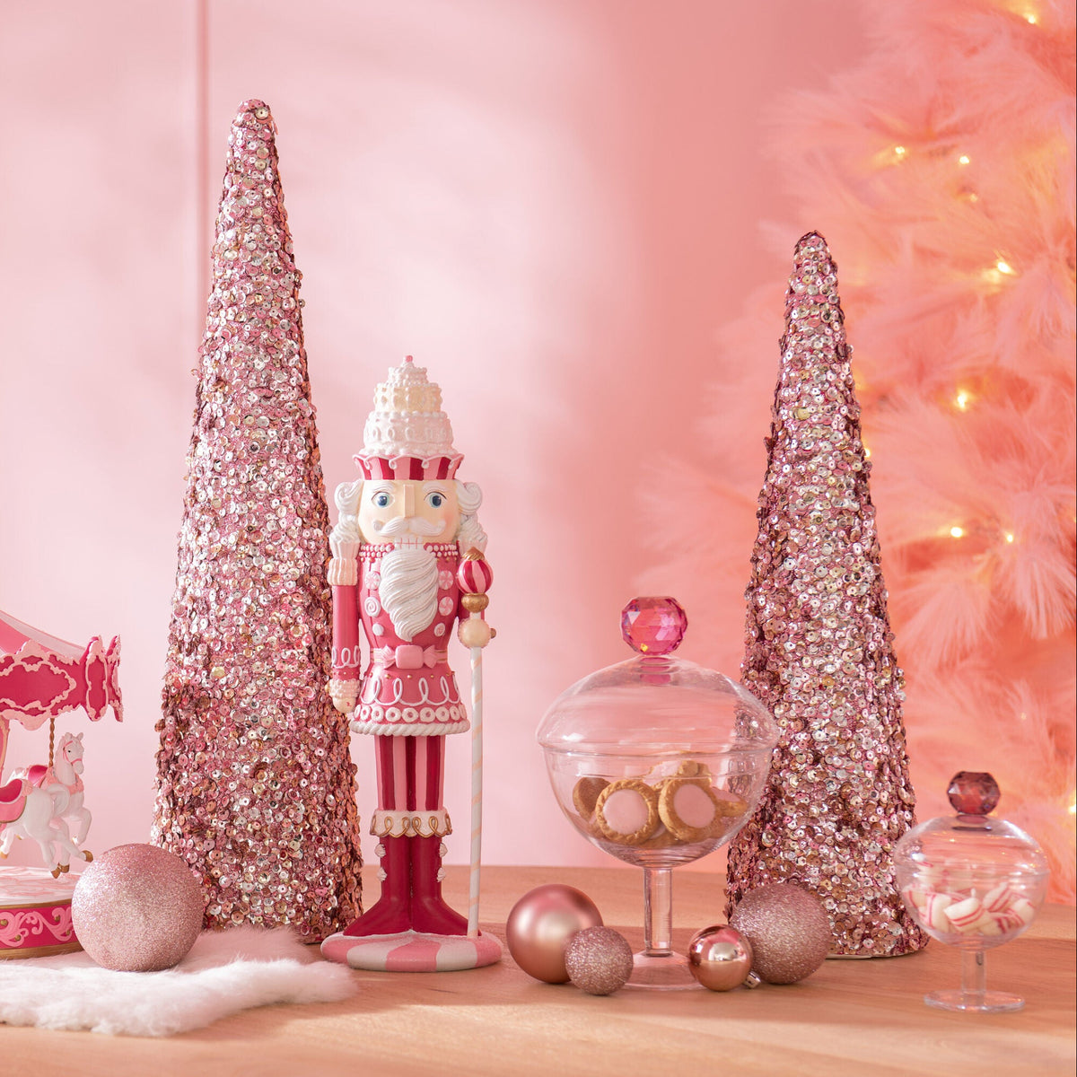 Cone Sequins Foam Light Pink Medium H56cm J-Line