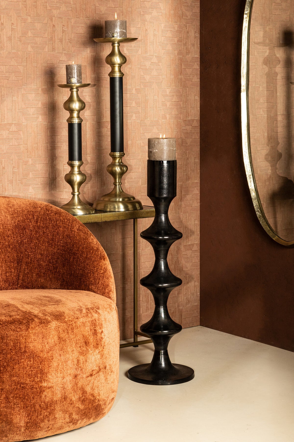 Taika Black aluminum round candlestick tabs H92cm PTMD