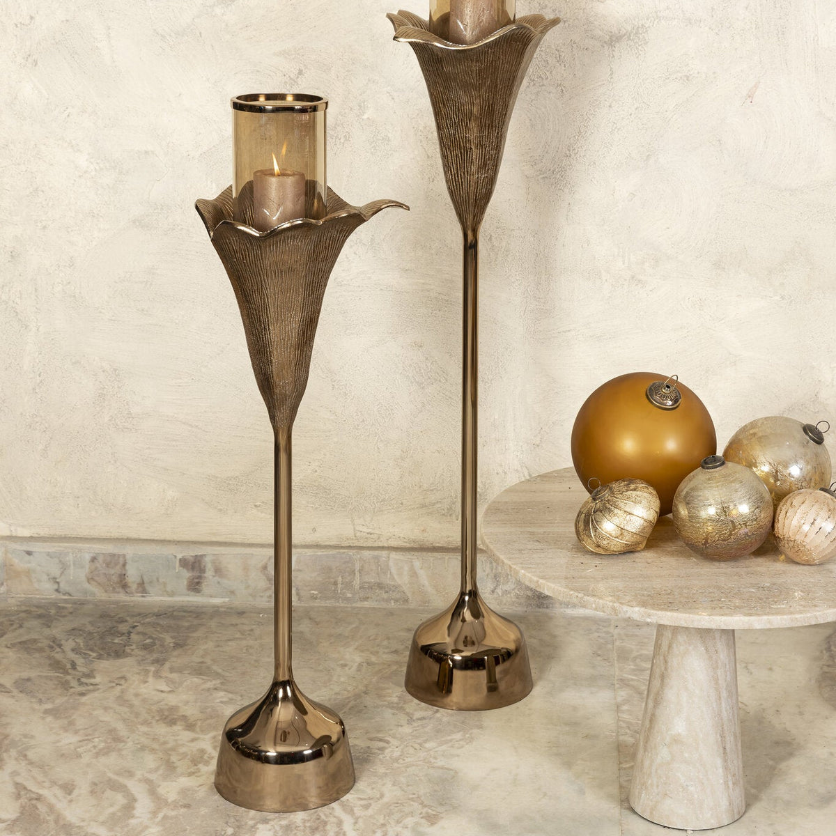 Kourtney Flower-Shaped Lantern Cast Aluminum Bronze PTMD