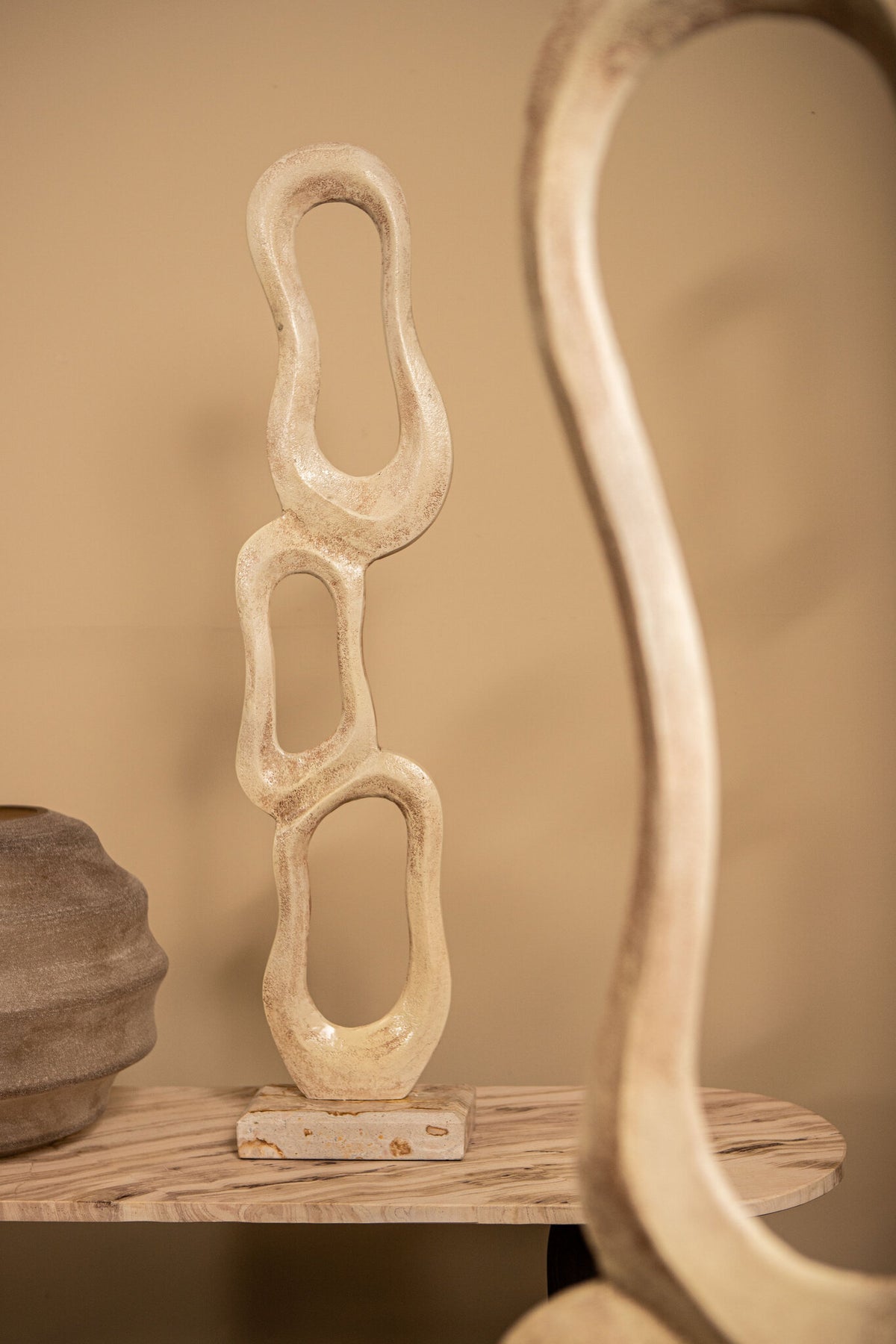 Camare Abstract Design Cast Aluminum Beige Medium PTMD