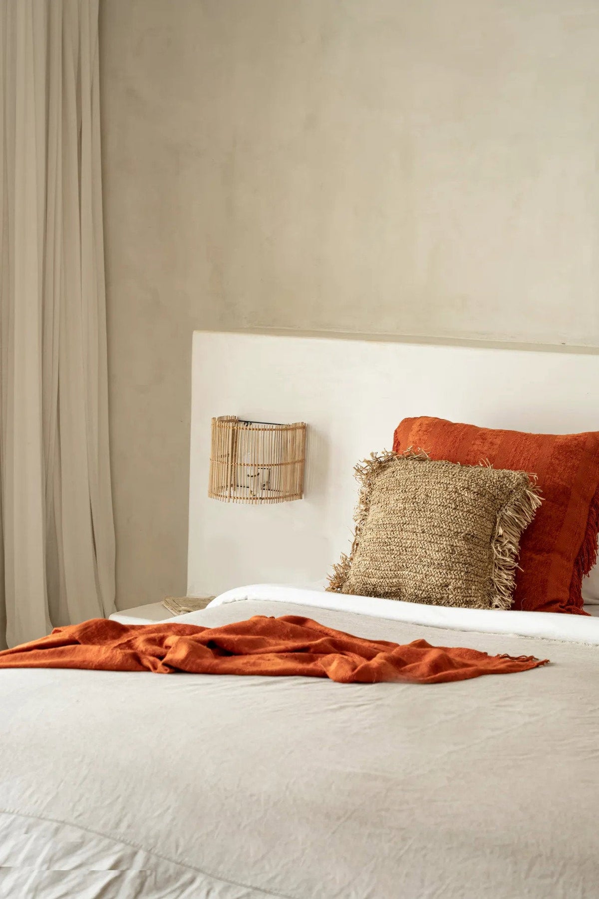 The Gigi Applique Wall Lamp - Natural - S