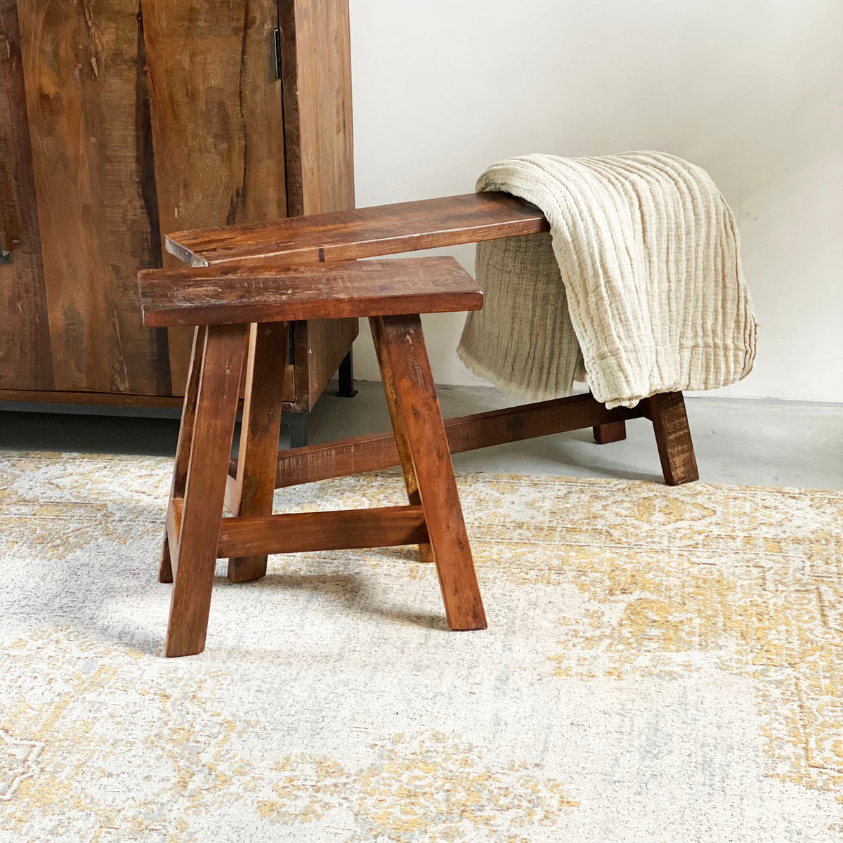 Wooden Bench Factory Brown Recycled Wood Raw Material