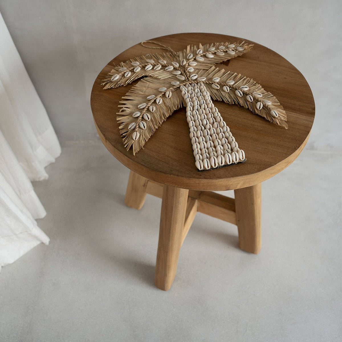 The Atziri Stool - Naturel Bazar Bizar