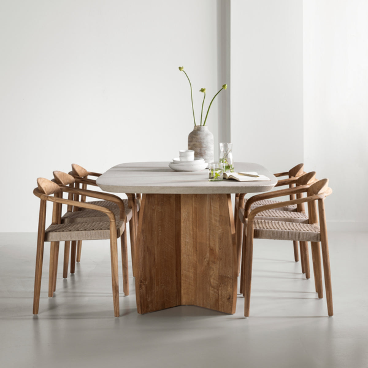 MUST Living Outdoor Dining Chair Santiago Teak Wood