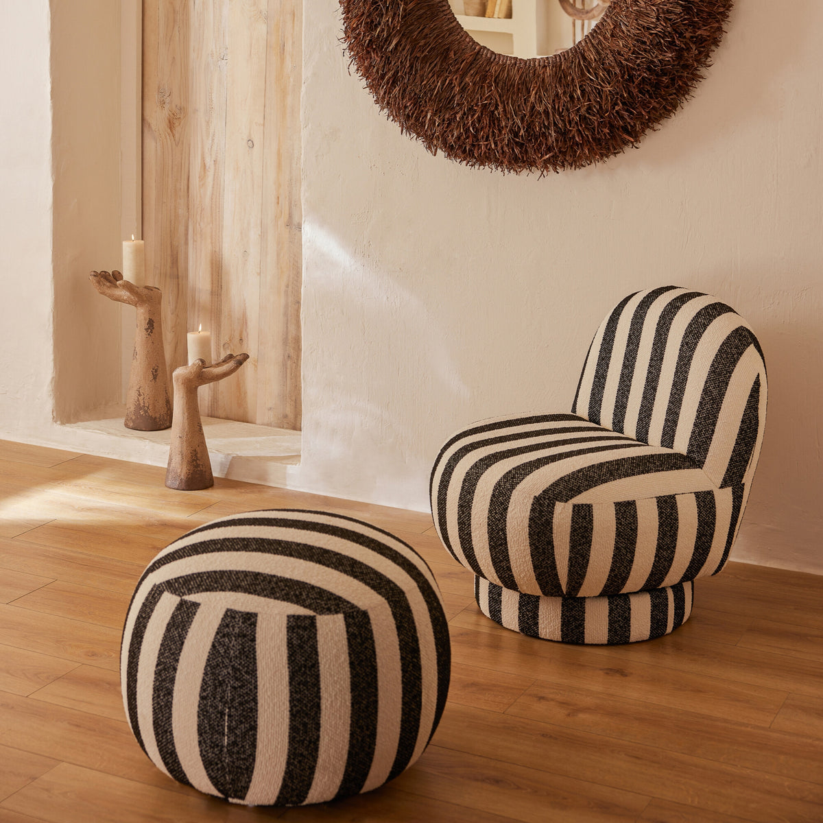 Striped Pouf Black/Off-White J-Line