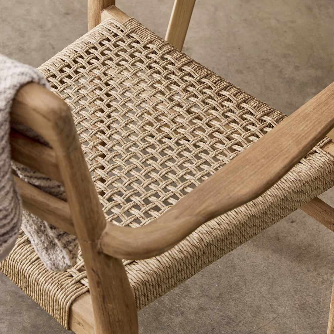 Verano Patio Chair with Armrest Natural Set of 2 Raw Materials