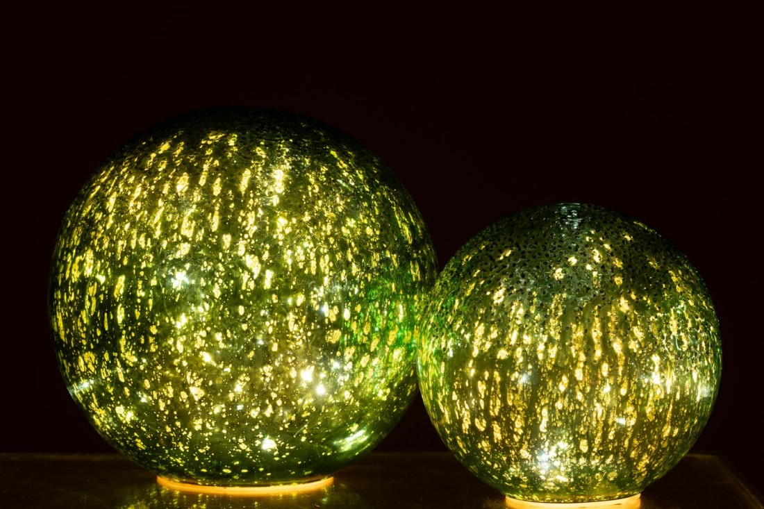 J-Line Set of 2 Green Crackle Glass LED Balls