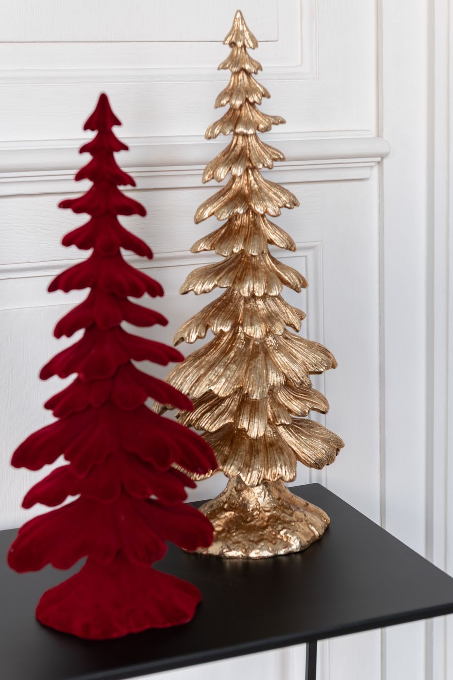 Pine Tree Velour Resin Red Set of 2 by J-Line