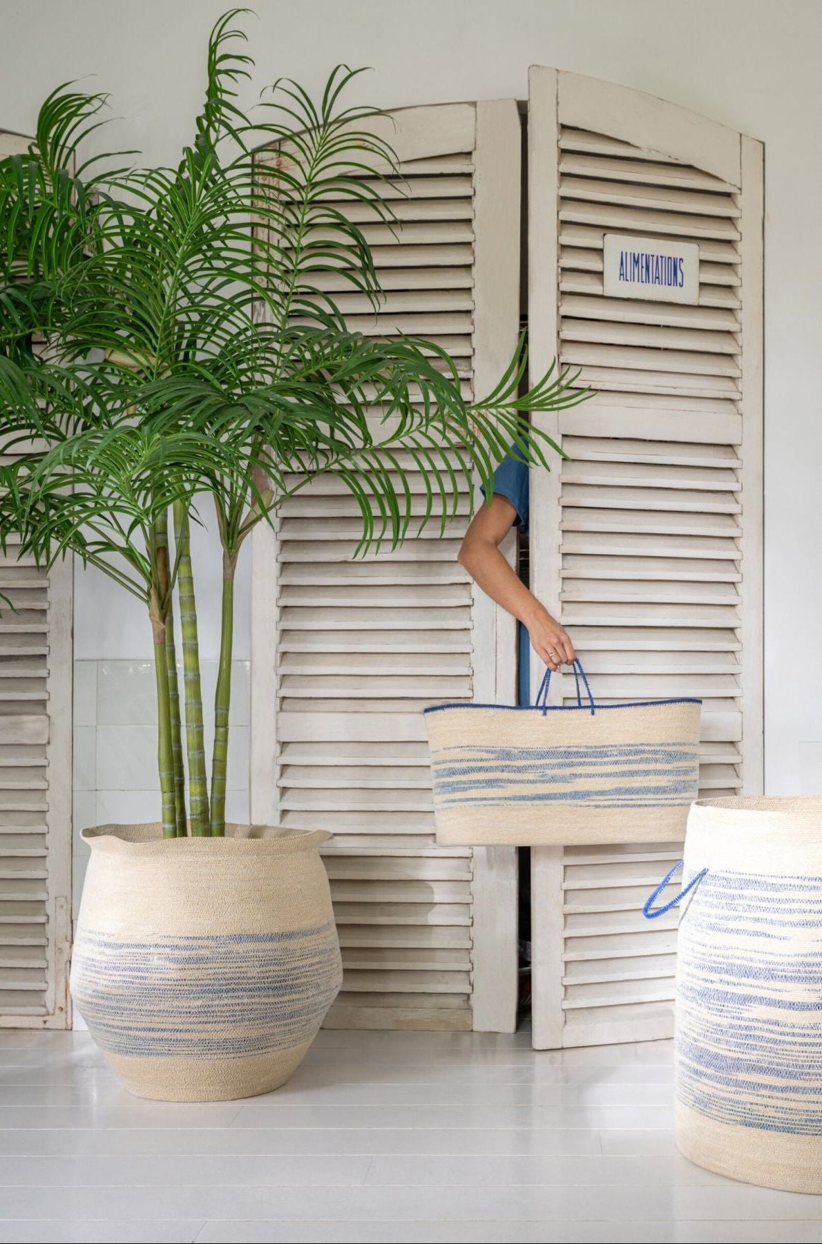 Set Of 2 Baskets With Handles Striped Natural/Blue Seagrass J-Line