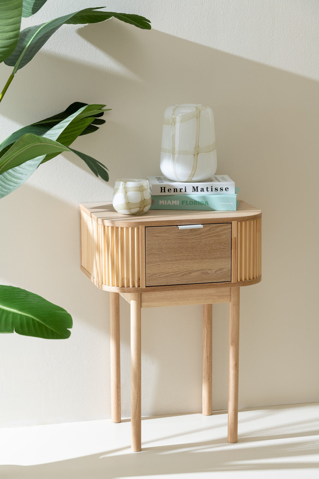 Round Nightstand MDF/Pine Natural J-Line