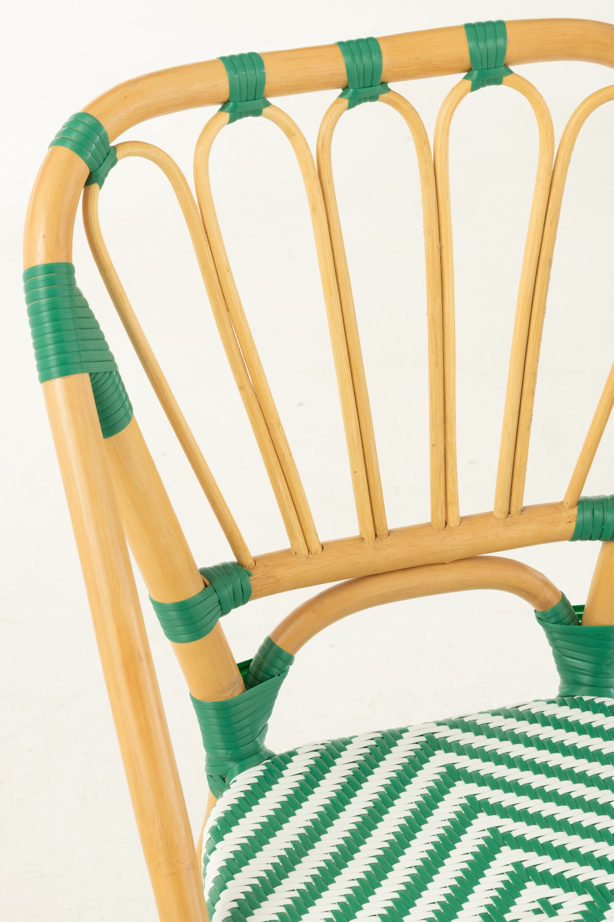Chair Rattan Dark Green/White J-Line