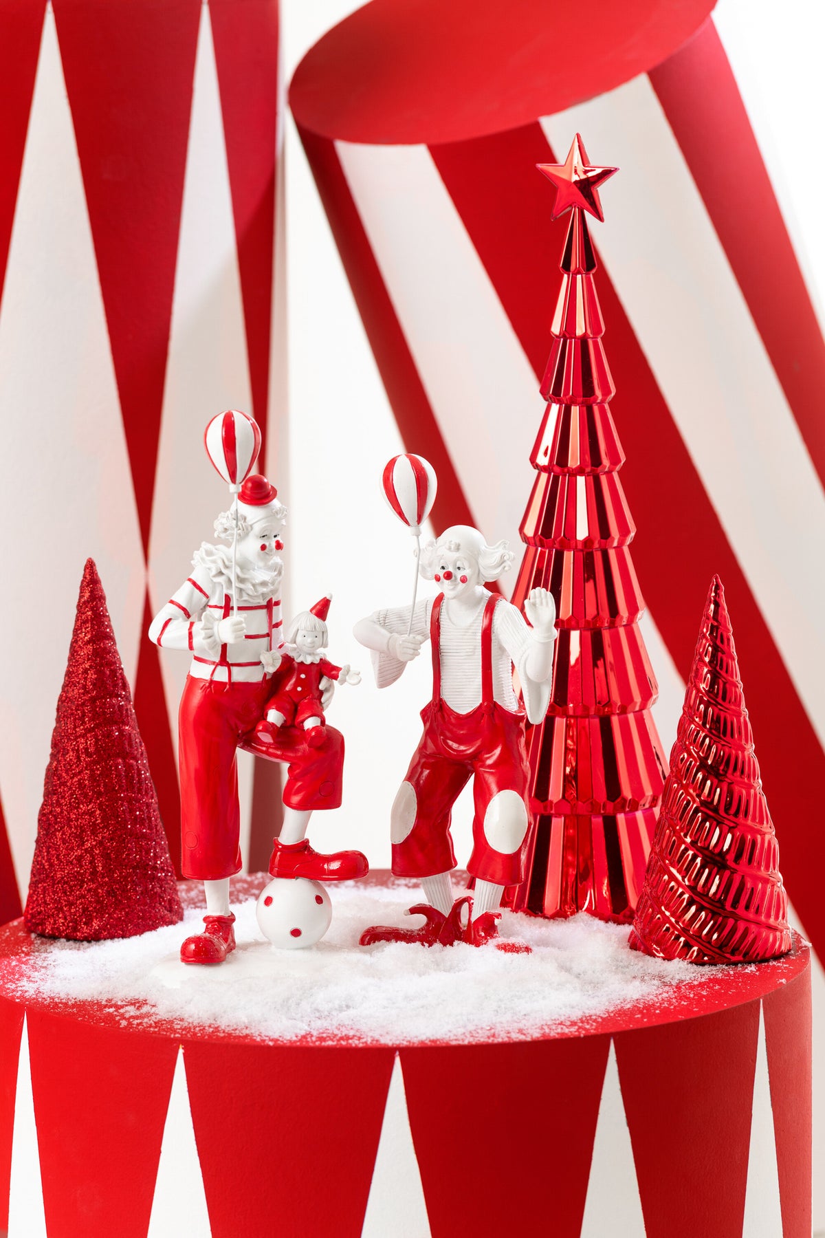 Tree + Star Plastic Christmas Red Set of 2 J-Line