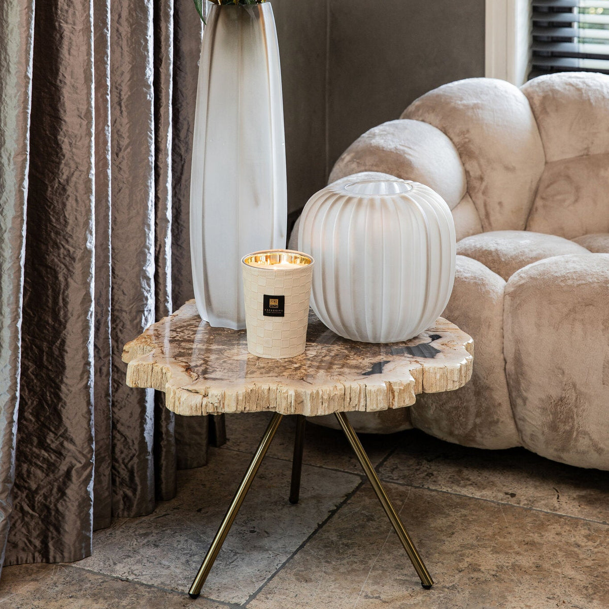 New Khine Cream coffee table PTMD