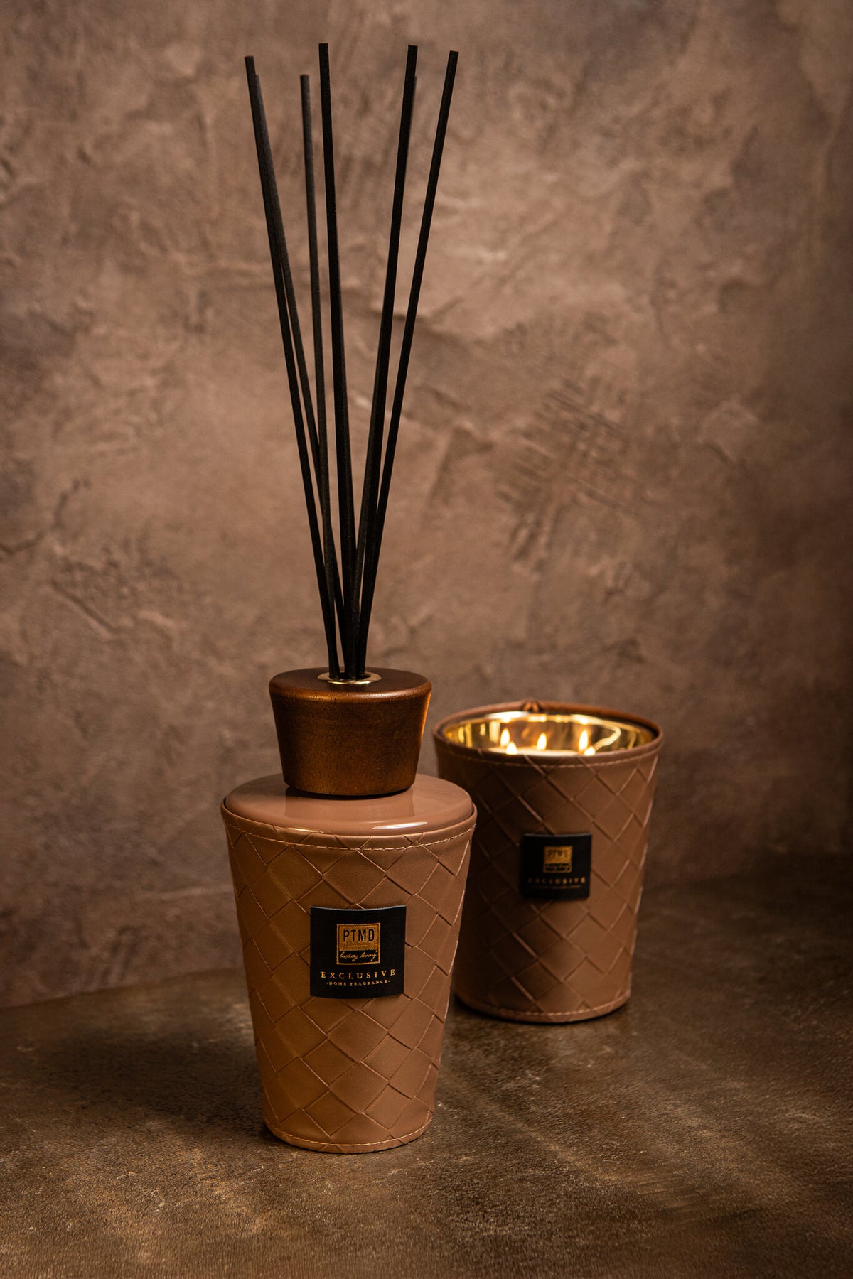 Scented Candle Exclusive Oak Blackcurrant Small PTMD