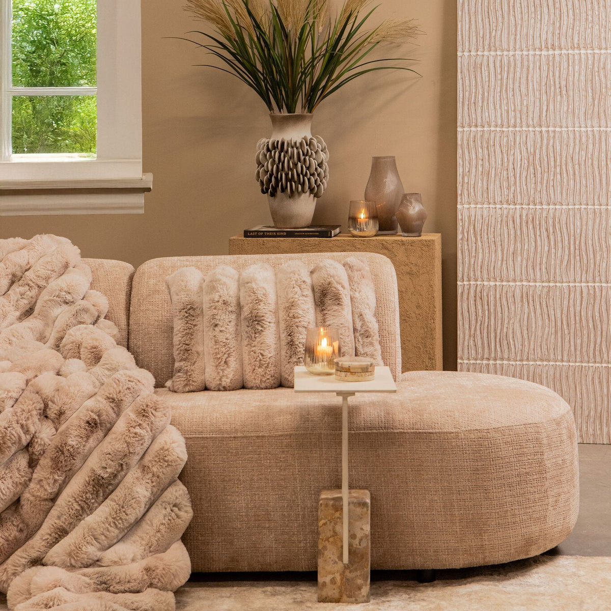 Side table Ebe Beige Marble Rectangular PTMD