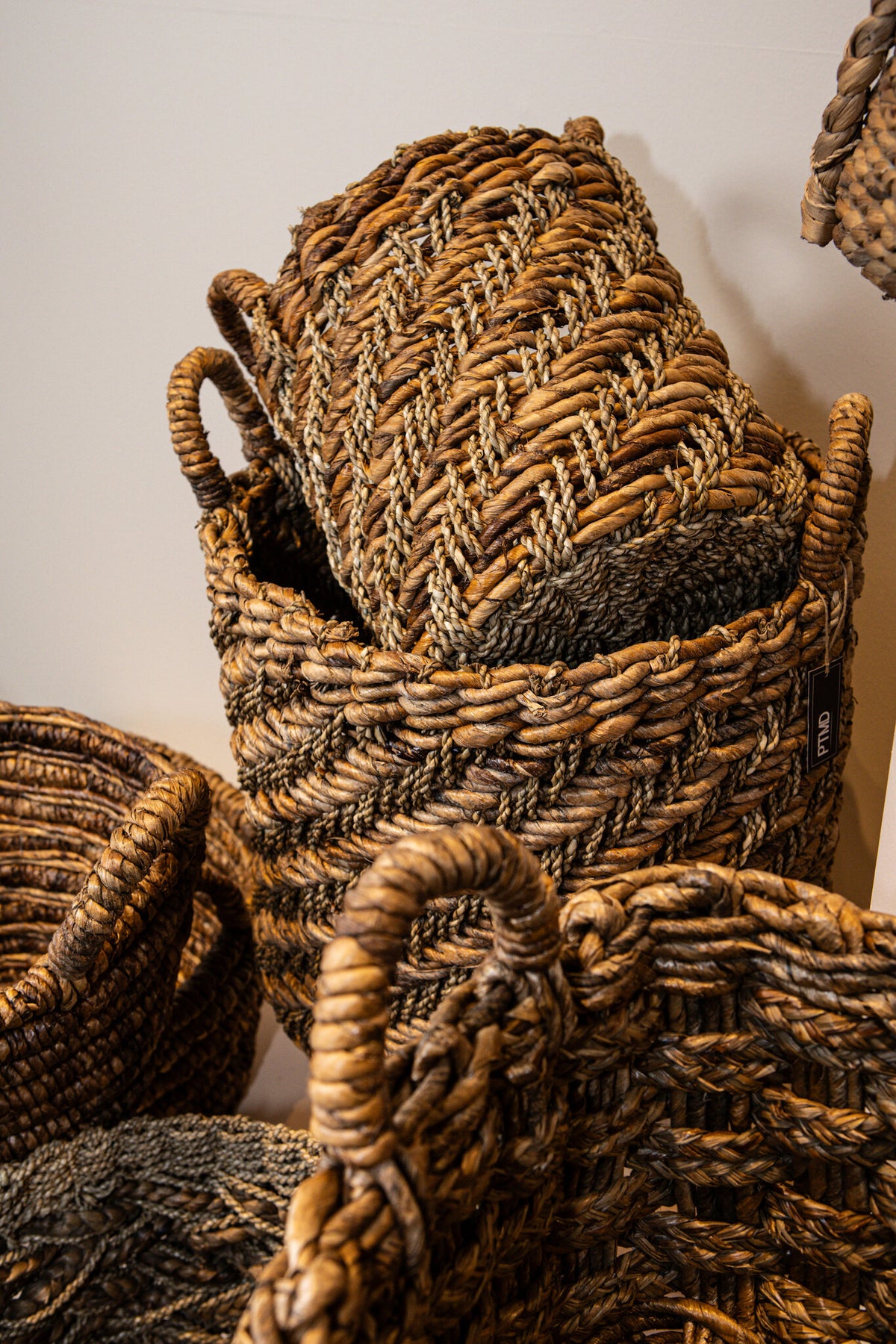 Izely Natural Seagrass Basket Set Of 3 Round PTMD