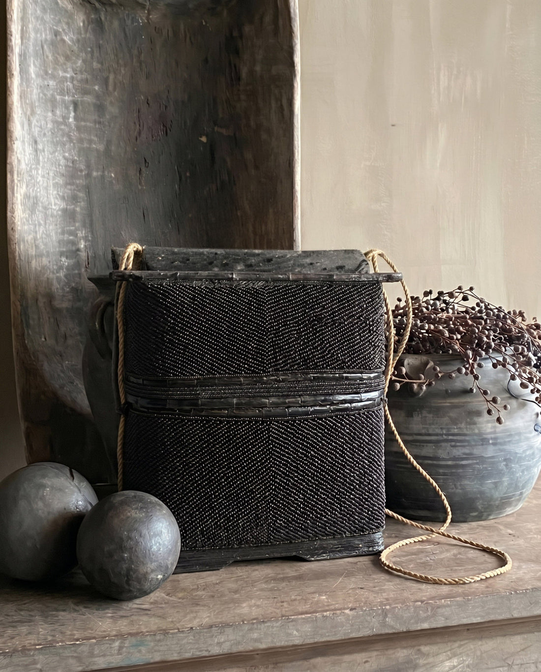 The Beaded Treasure Chest - Black Bazar Bizar
