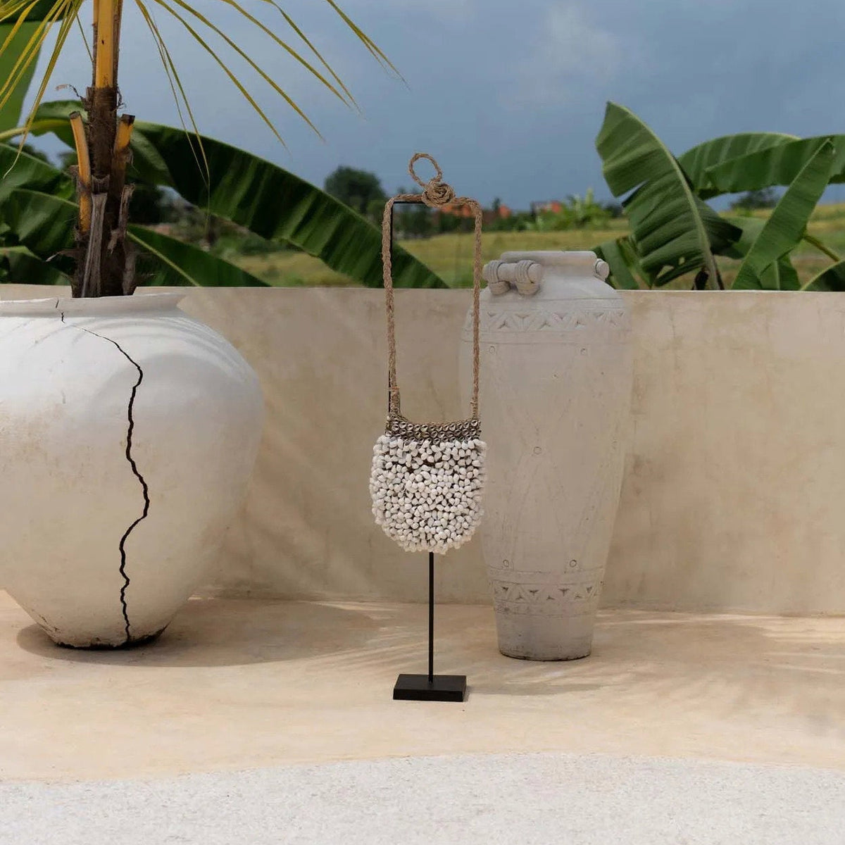 The Shell Purse on Stand - Decoration - White