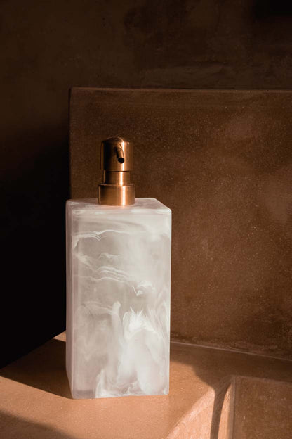 The Resin Soap Dispenser- Pink White Bazar Bizarre