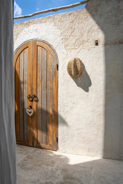 The Avanti Applique Wall Lamp Natural M Bazar Bizarre