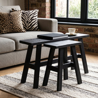 Black Bench ‘Bus Stop&