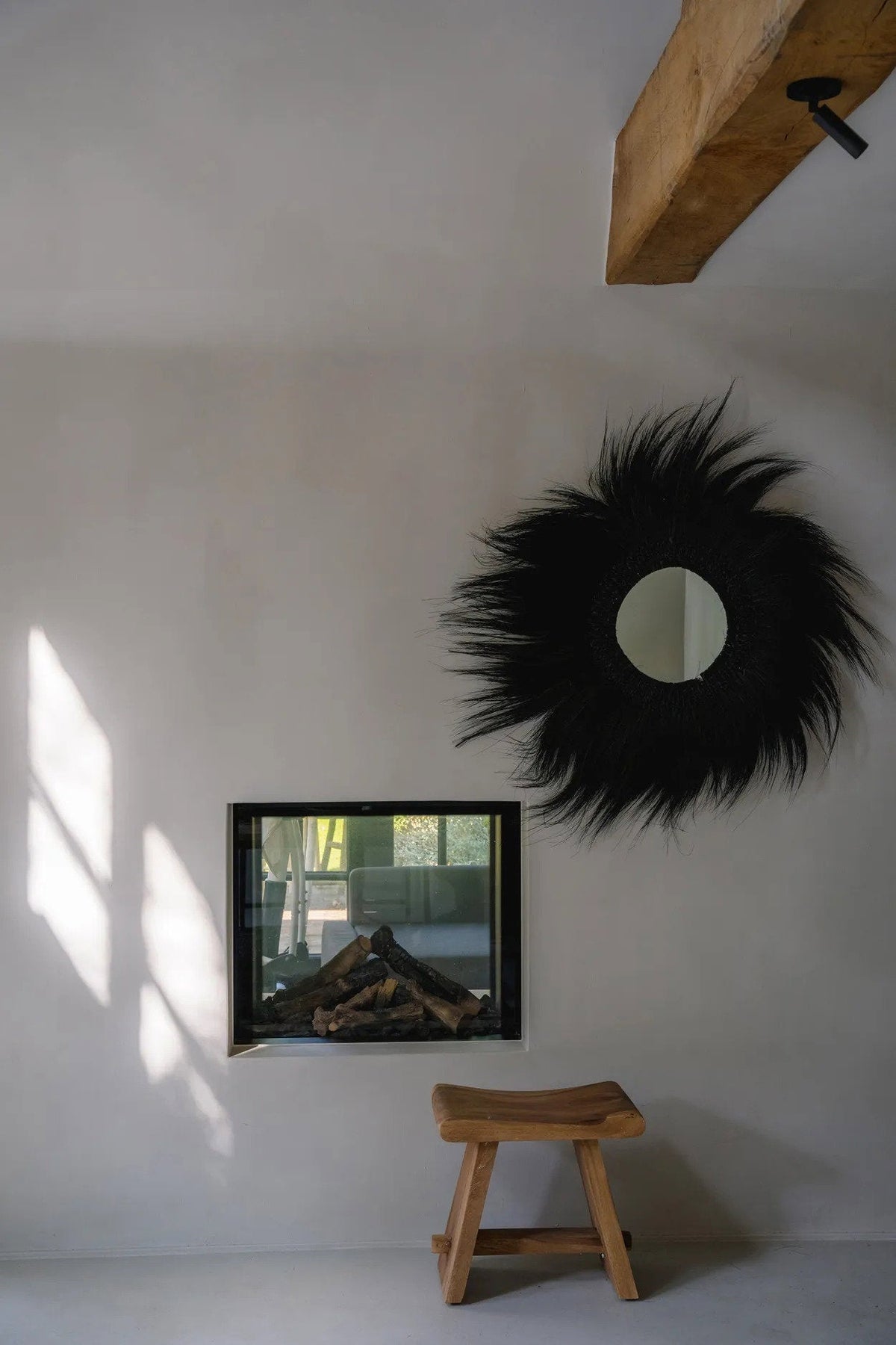 The Simba Mirror - Black - L 100x100cm