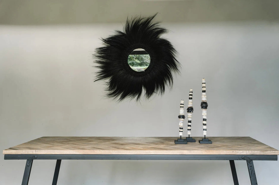 The Simba Mirror - Black - M 70x70cm