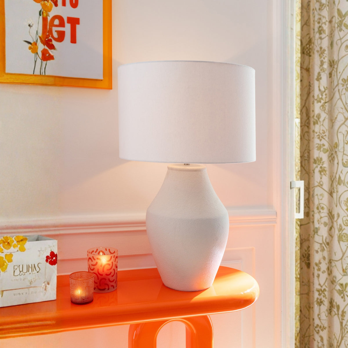 Henri Ceramic White Table Lamp J-Line