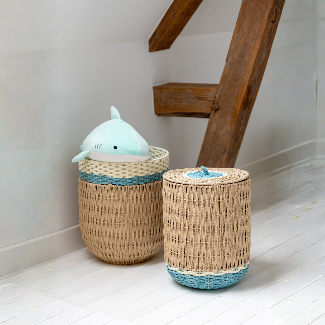 Set Of 2 Baskets With Lid Striped Paper Natural/Light Blue J-Line
