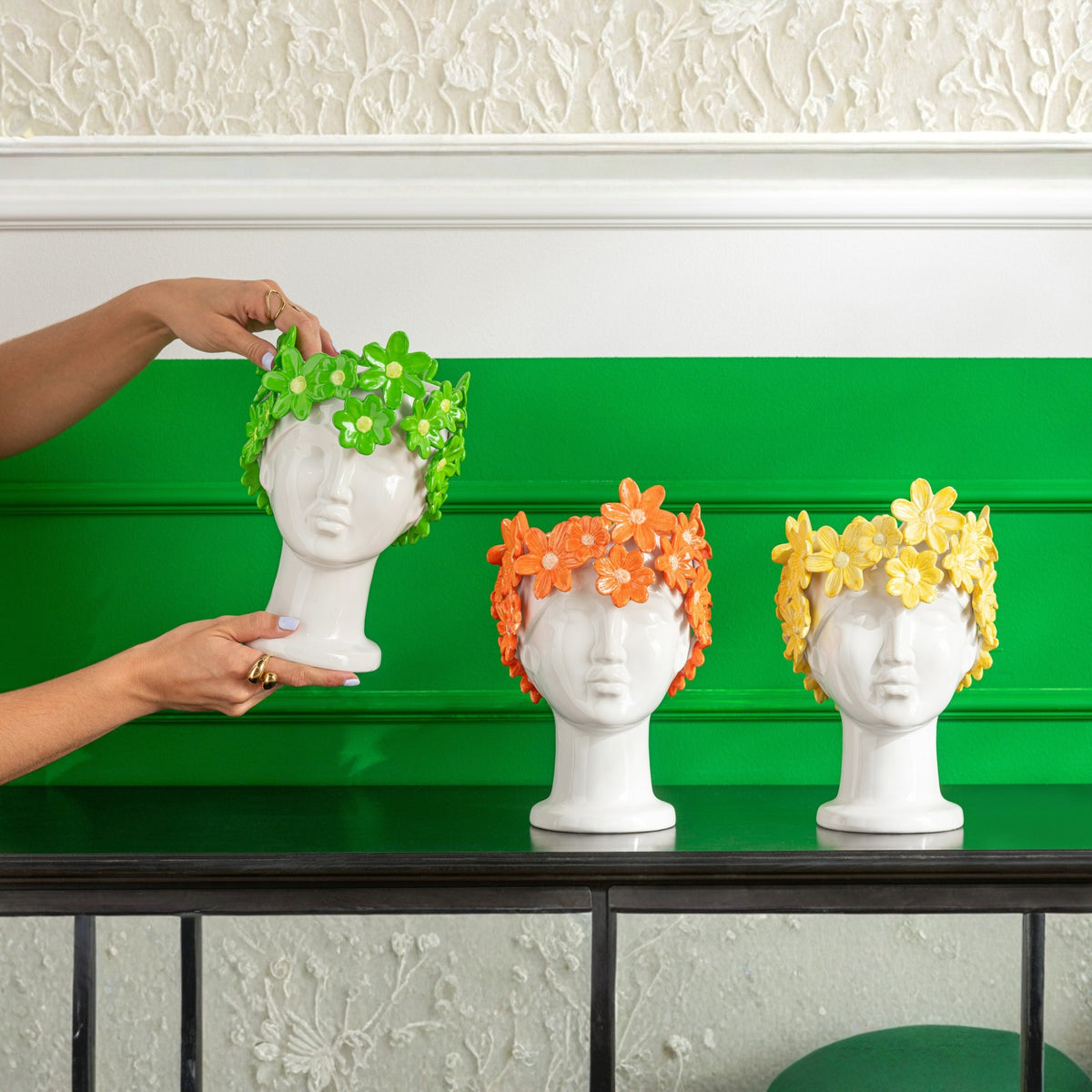 Flower Pot Lady Flowers Ceramic White/Green J-Line