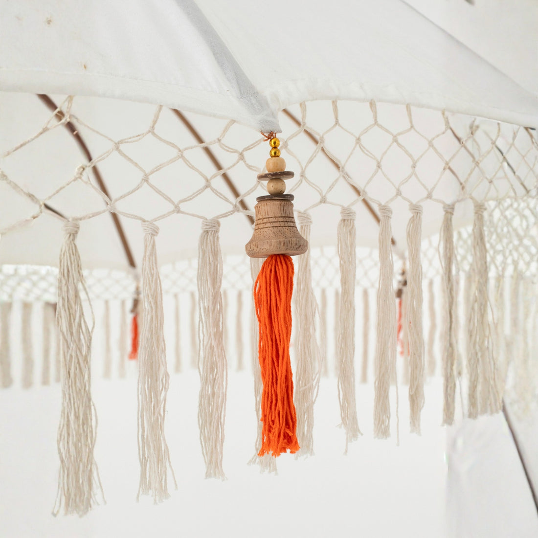 Flavie Wood/Cotton Ecru/Orange J-Line Parasol