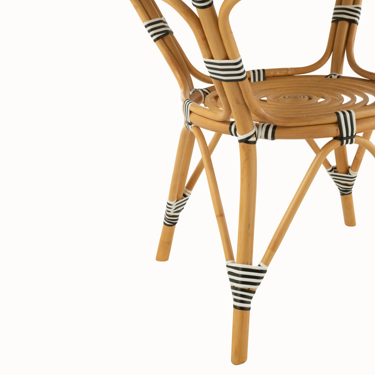 Dining Table Rattan Black/White J-Line