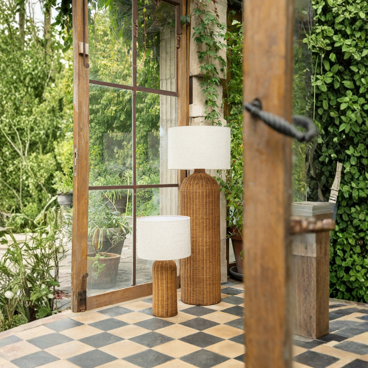 Table Lamp Cylinder Metal Natural/Ecru Small J-Line