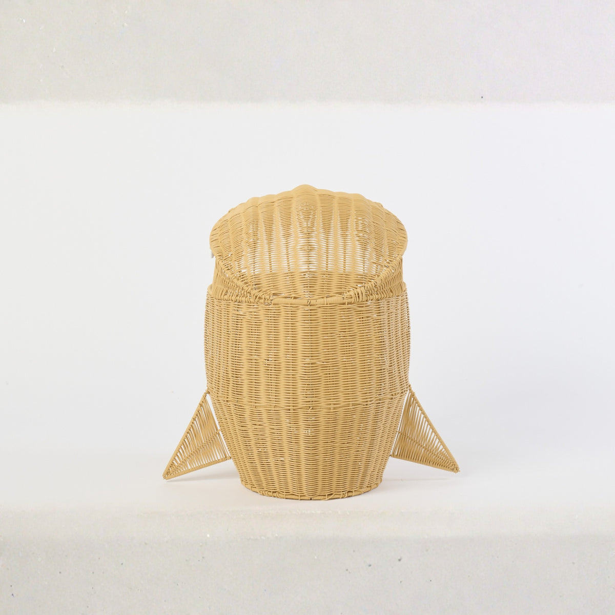 Natural Plastic Shark Basket J-Line