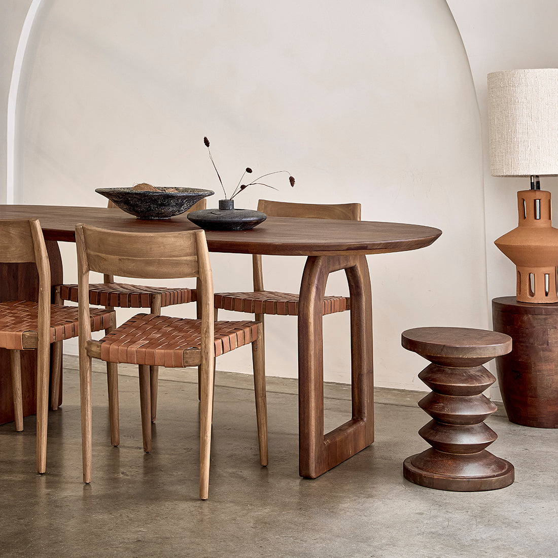 Bullnose Dining Table Mix brown 240cm Raw Materials