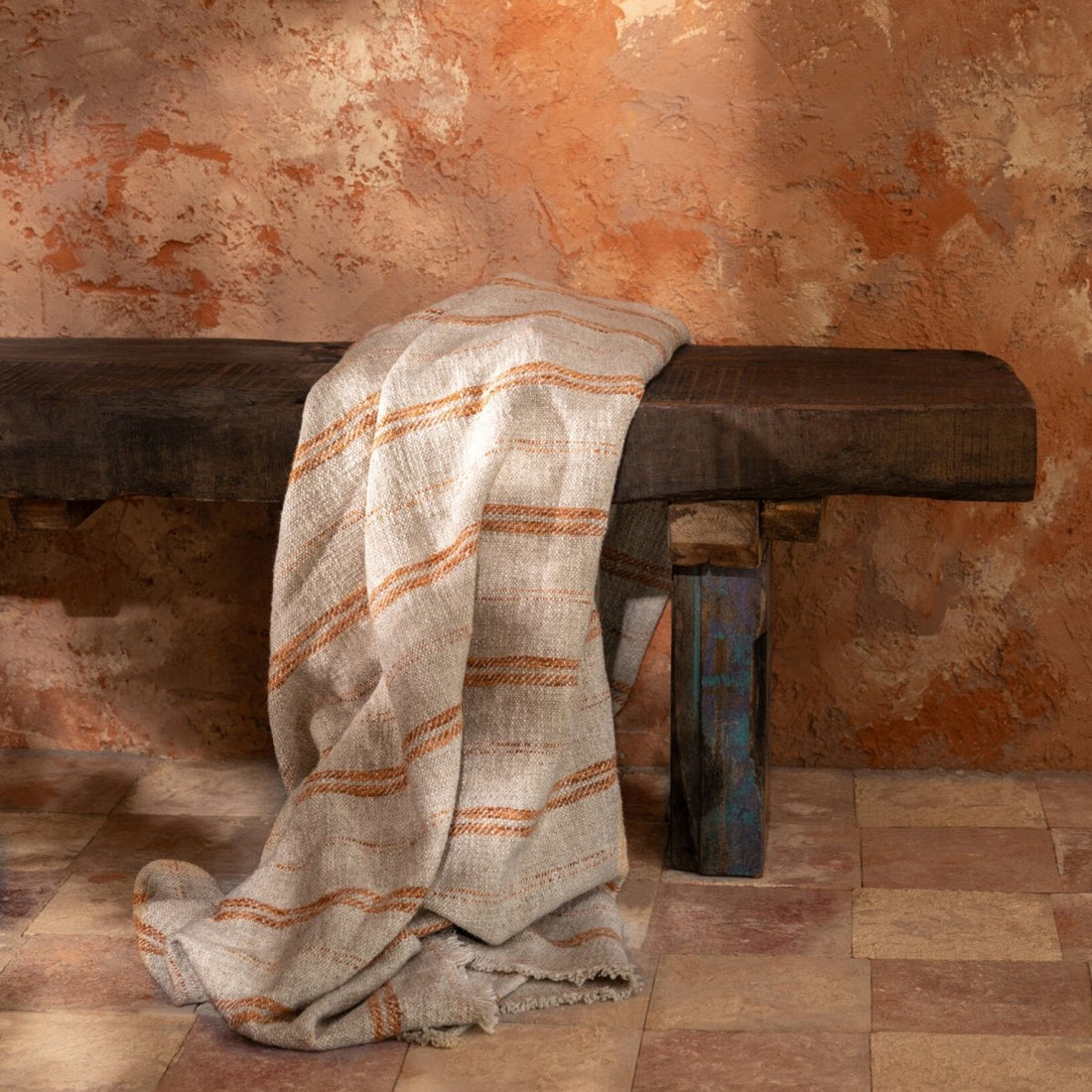 Rough Recycled Wood Sofa Brown J-Line