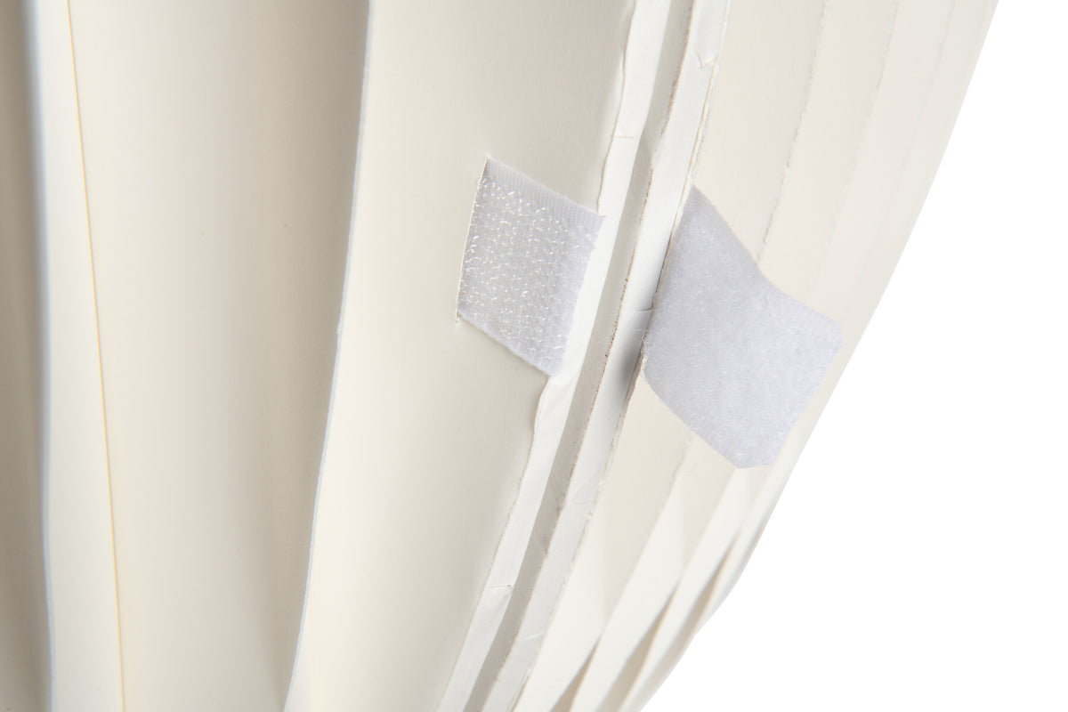 Bartafel Vouwbaar Papier Gebroken Wit Dia 70cmxH110cm J-Line - Bartafel - J-Line - livinglovely.nl