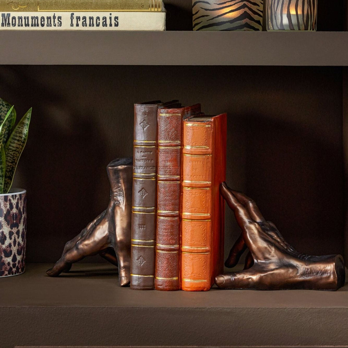 Bookends Hands Polyresin Bronze Set of 2 J-Line