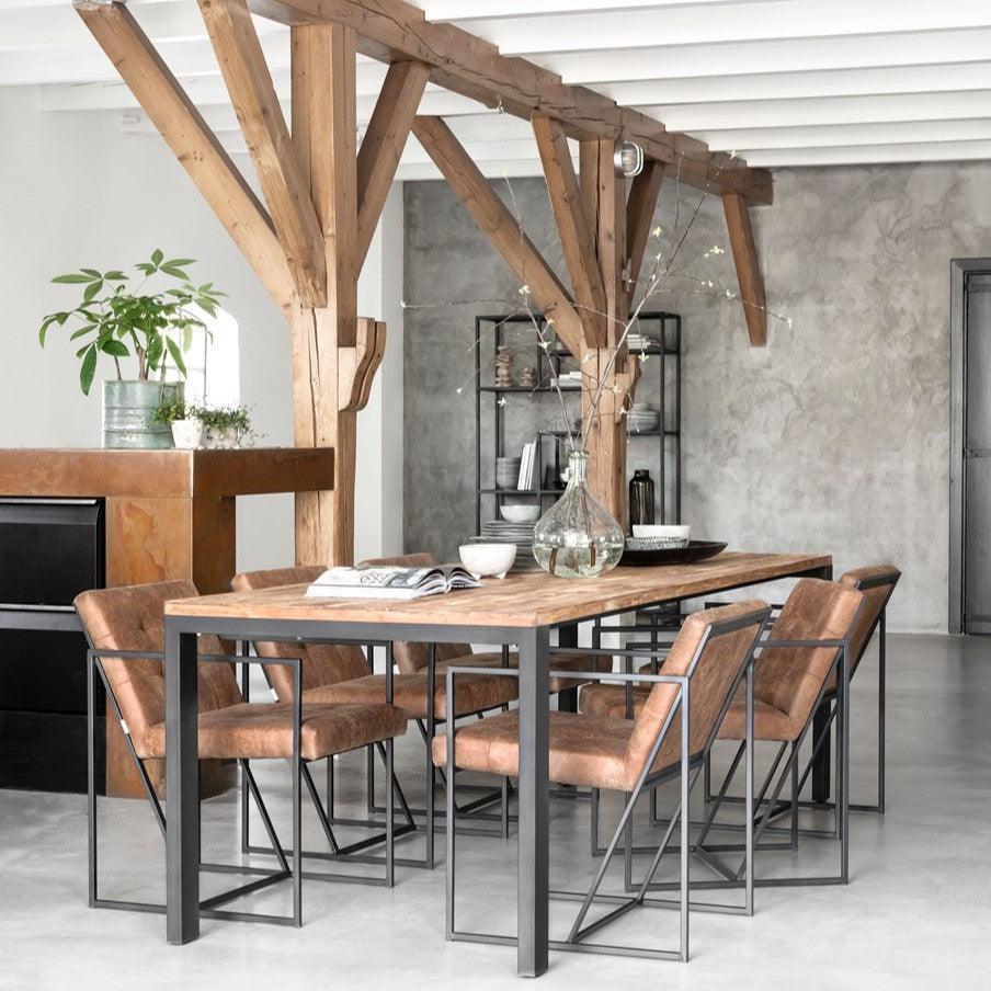 Houten eettafel 175cm naturel teak met zwart frame vooraanzicht
