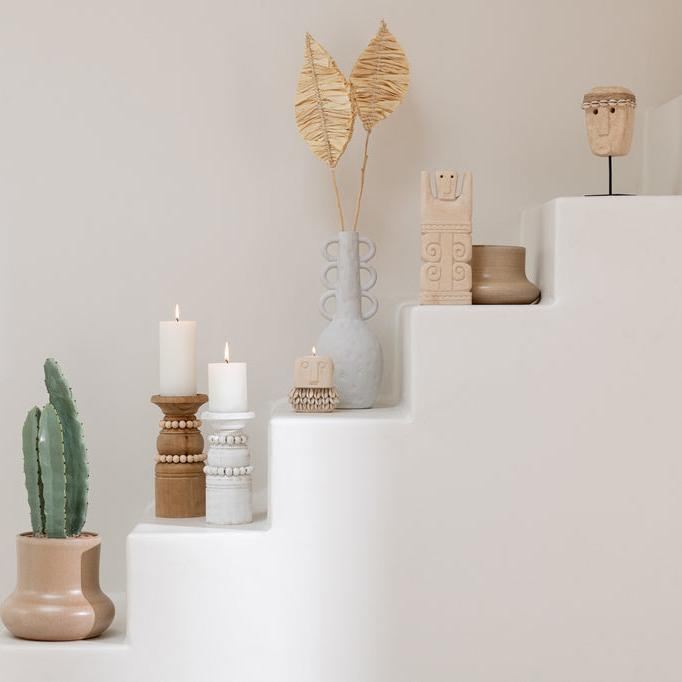 Julien Beeldje Stone &amp; Shells Natural Small - Ornament - J-Line - livinglovely.nl