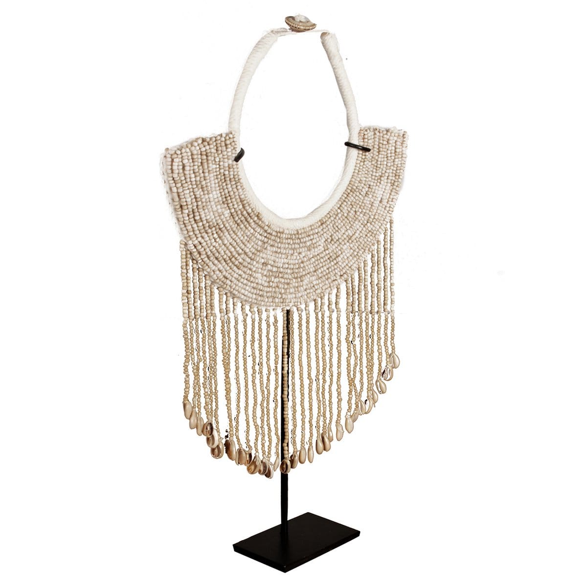 Ornament Indonesische Schelpenketting Indah met kralen Beige/Wit - Pole To Pole - Ornament - Pole To Pole - livinglovely.nl