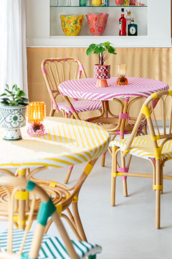 Dining Table Rattan Pink/White J-Line