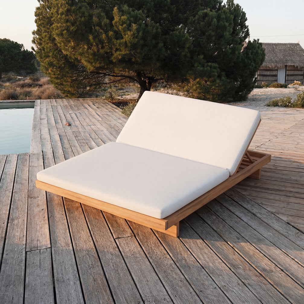 The Double Pantai Sunbed Natural White Bazar Bizarre