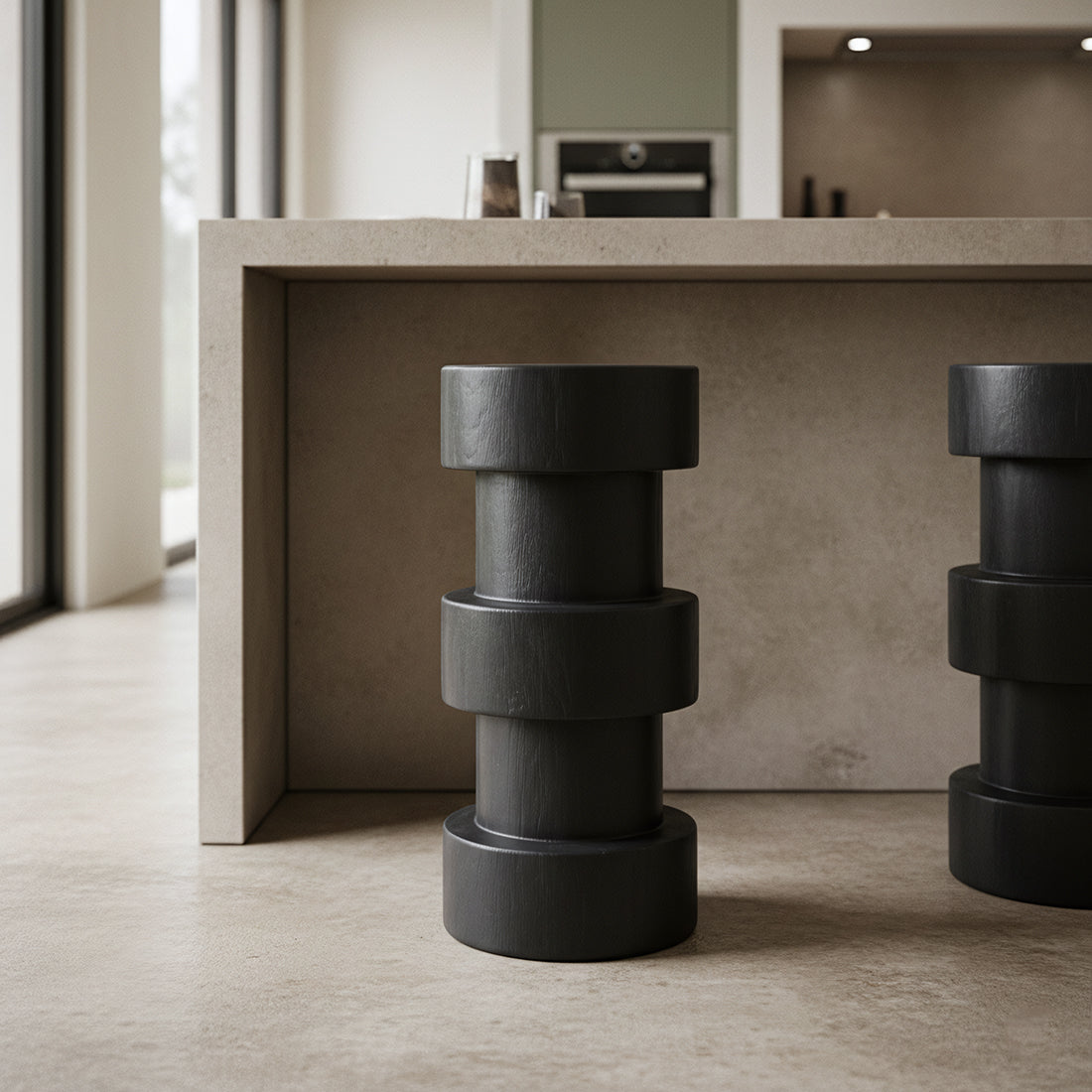 Forma Totoma Bar Stool Black Raw Materials