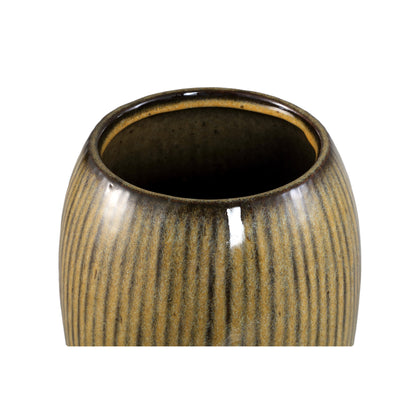 Tamica Dark Brown Ceramic Pot M van PTMD, bovenaanzicht van de opening op witte achtergrond